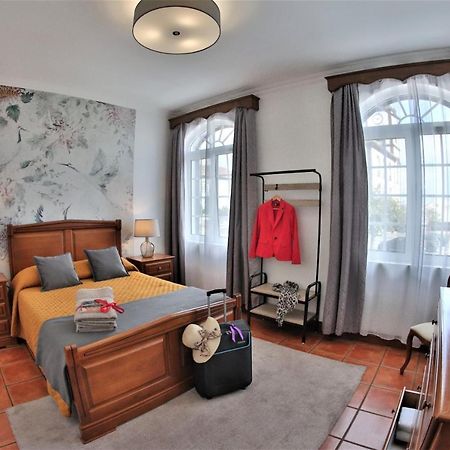 וילה פראנקה דו קמפו Apartamentos Francisco Martins מראה חיצוני תמונה